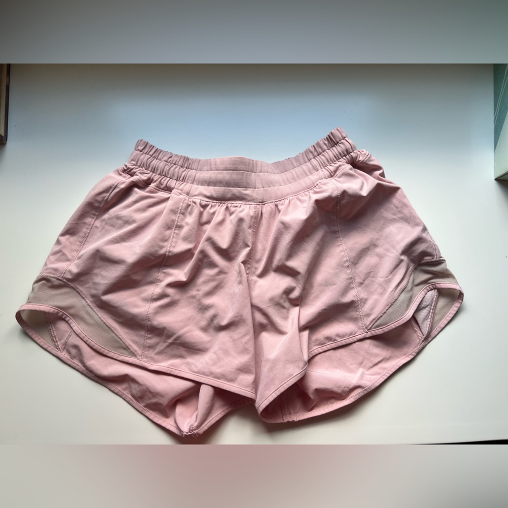Lululemon Hotty Hot Short II Long 4”